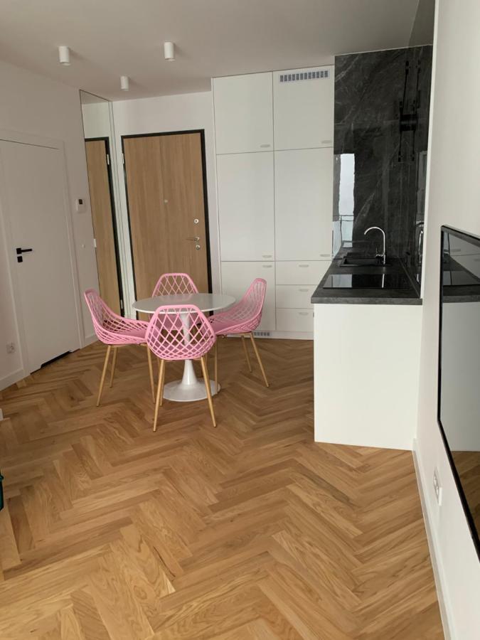Apartamenty Wola Goleszowska Варшава Екстериор снимка